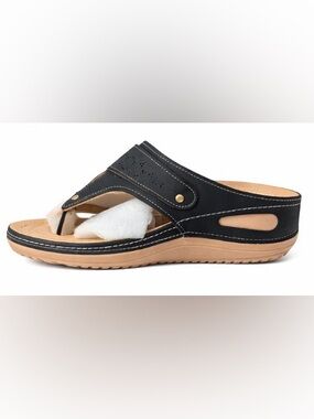 Women’s Black Thong Sandal with gold detail- Size 8